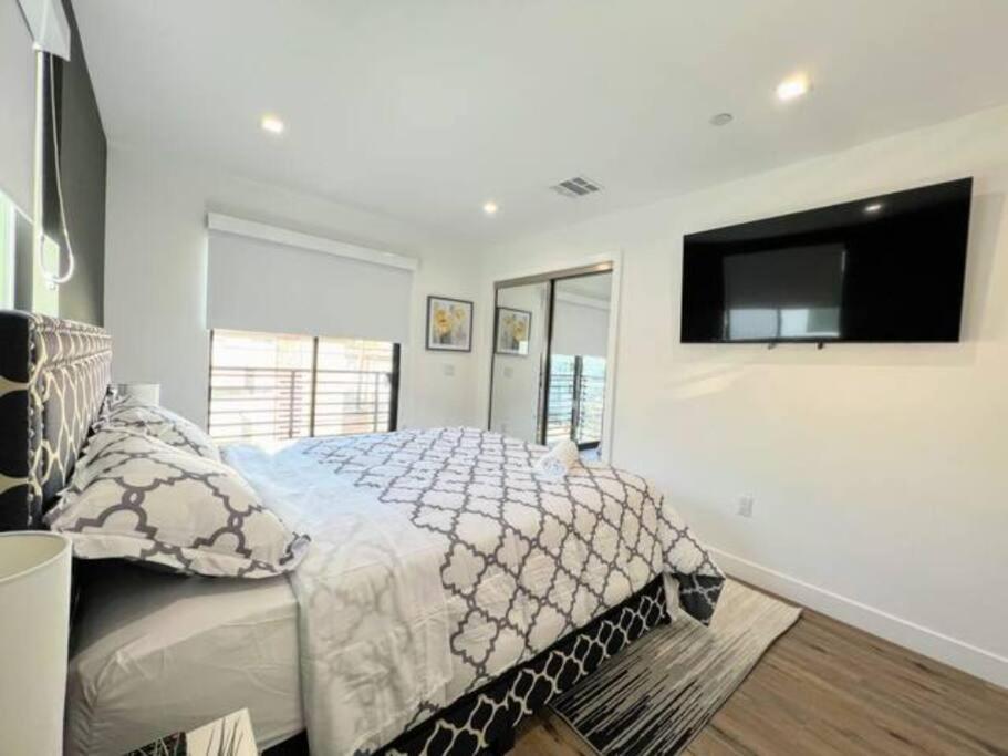 4Br Townhouse In Koreatown ลอสแอนเจลิส ภายนอก รูปภาพ