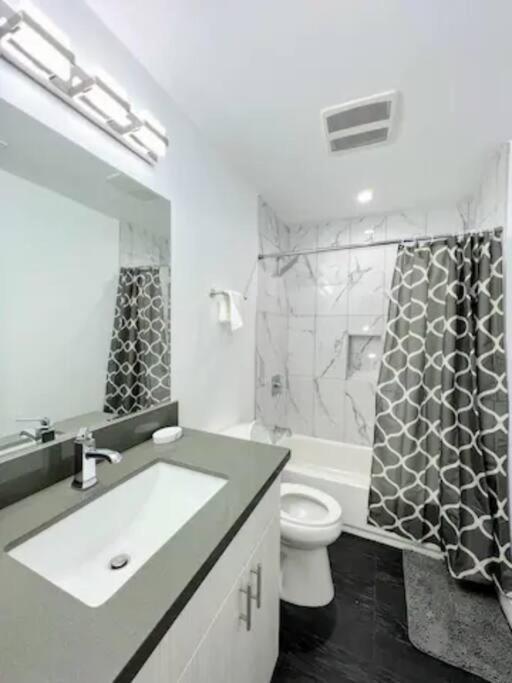 4Br Townhouse In Koreatown ลอสแอนเจลิส ภายนอก รูปภาพ